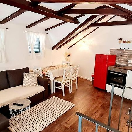 Apartmani Centar Vodice Eksteriør billede