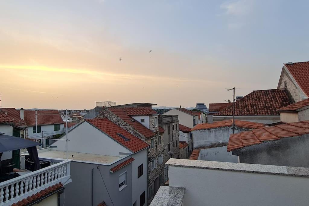 Apartmani Centar Vodice Eksteriør billede